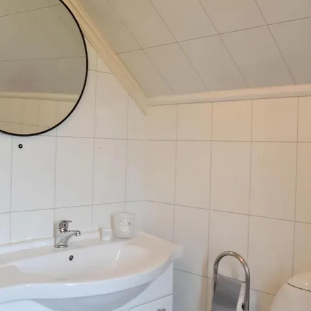 Beautiful In With Wifi And 3 Bedrooms Ferienhaus *
