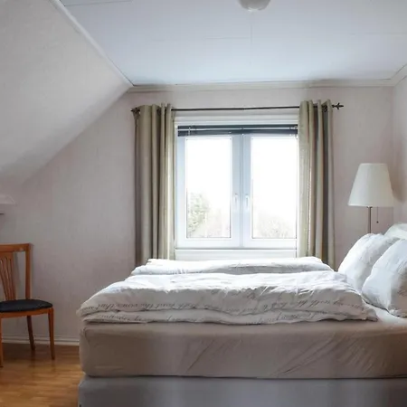 Beautiful In With Wifi And 3 Bedrooms Sandve